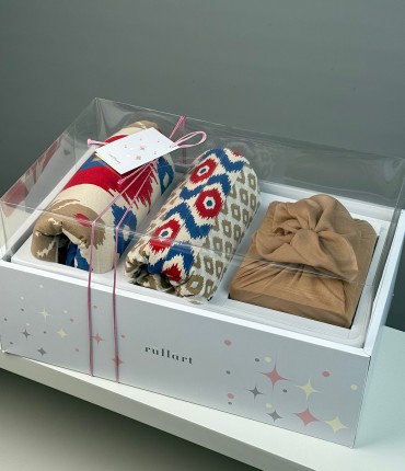 GIFT PACKAGE - RED