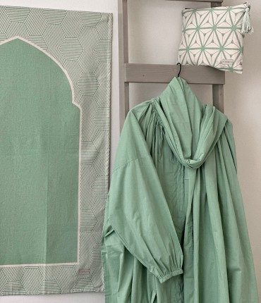 SCARF TRAVEL PRAYER SET - GREEN