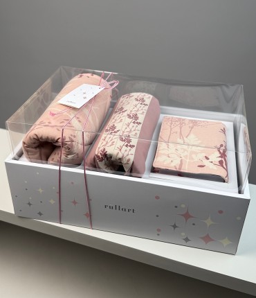 GIFT PACKAGE - PINK