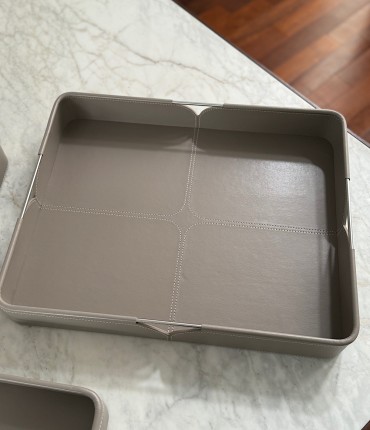 LARGE RECTANGULAR TRAY - GRAY