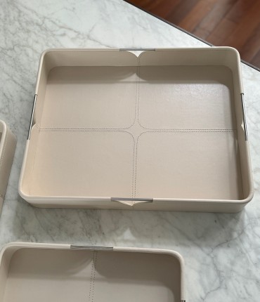 MEDIUM RECTANGULAR TRAY - CREAM