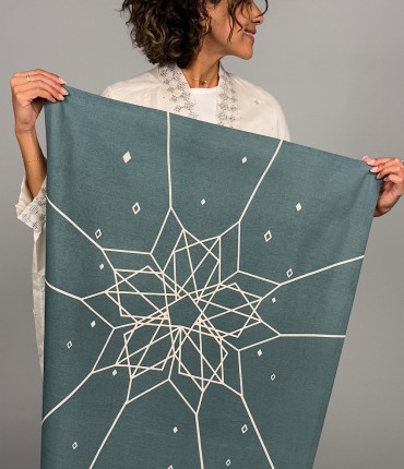 UN QUILTED RUG - DARK TEAL